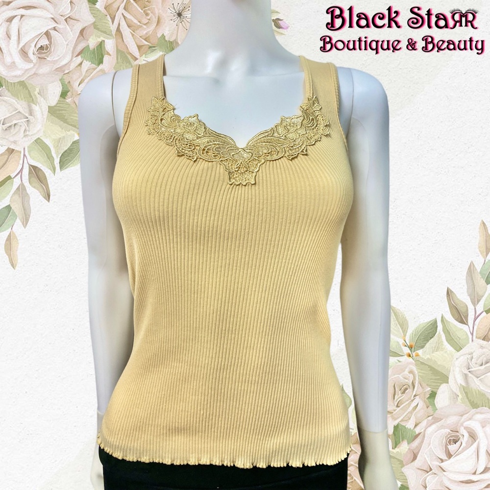 Ribbed Women's Yellow Tank Top w/ lace V neckline by Merona. Sz Sm